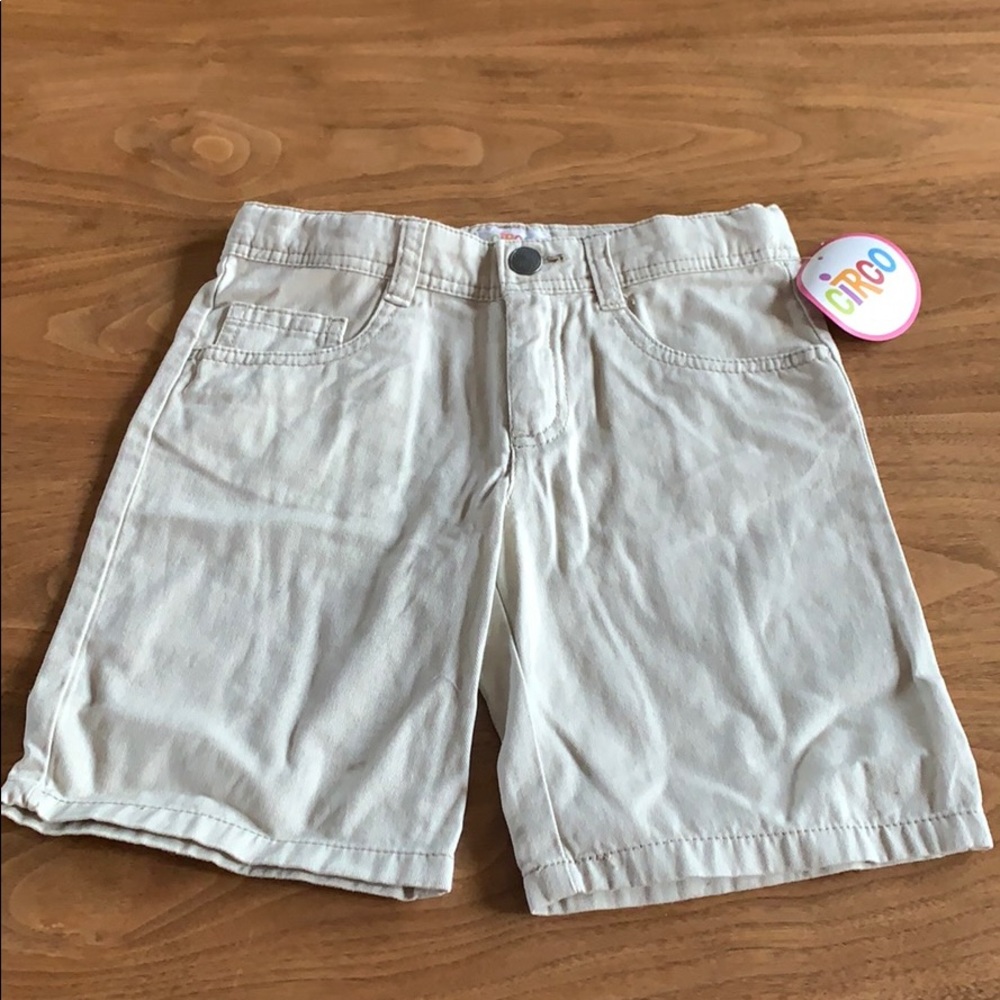 NWT Girls Circo Bermuda shorts 6/6X